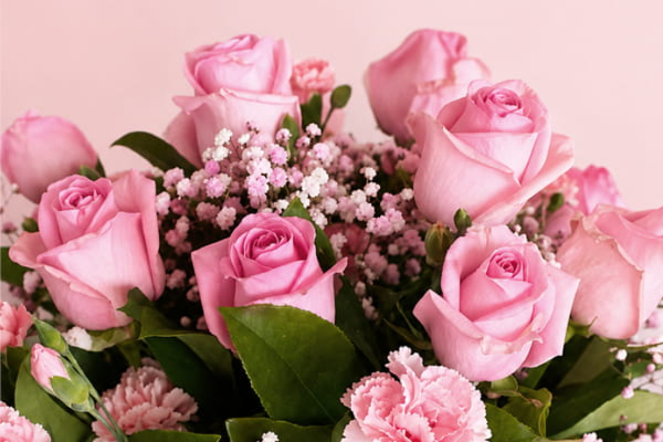 Anniversary Flowers Delivery in Robina – City Blooms