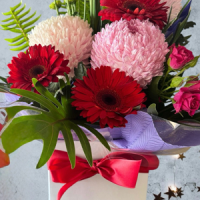 Season Greetings  - Best quality flowers for years Christmas 